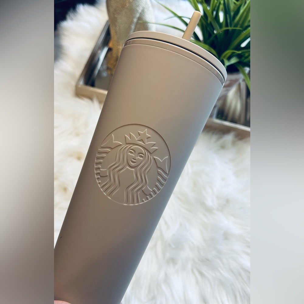 Starbucks Taupe Soft Touch Cup Smooth Cold Coffee Tumbler Venti 24oz New 2025 - Picture 6 of 8